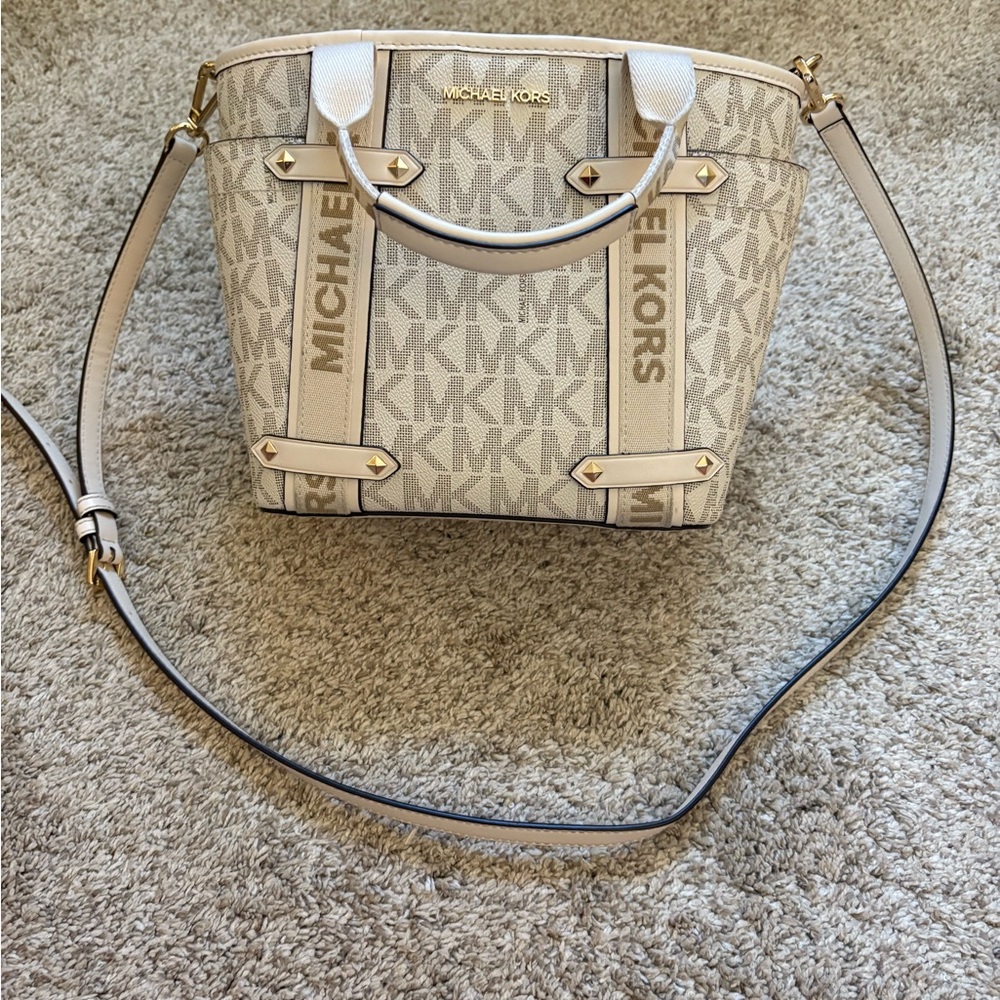 Michael Kors Beige and White Satchel